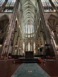 【ドイツ🇩🇪】ケルン大聖堂⛪＆おすすめ人気カフェで味わうひととき☕️