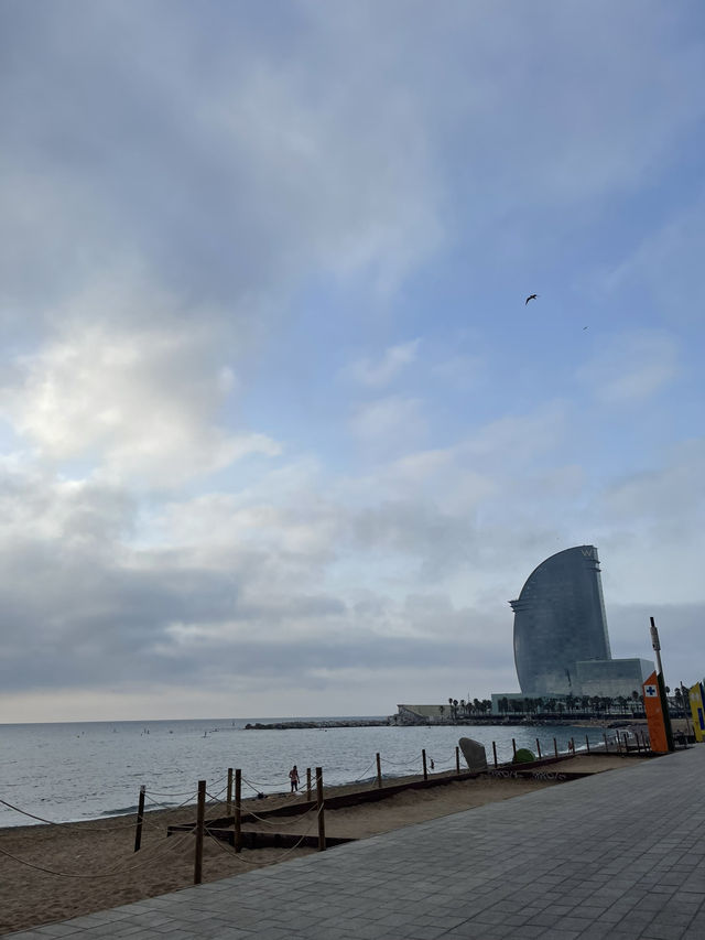 🏖️ Barcelona: Architecture, Beaches & Vibrant Life