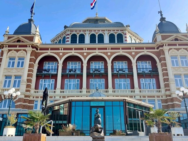 Scheveningen Guide — Beach, Pier, and Coastal Vibes 🐟🍸