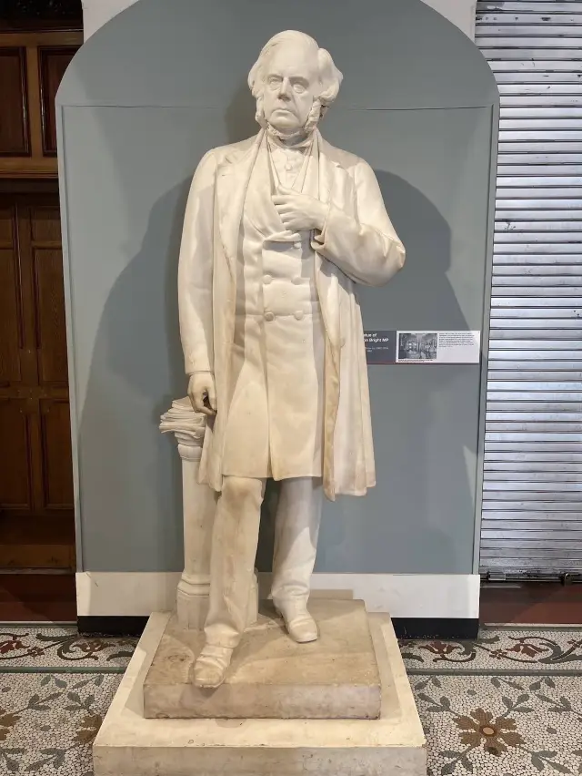 History & Architecture Walking into Birmingham Museum & Art Gallery 