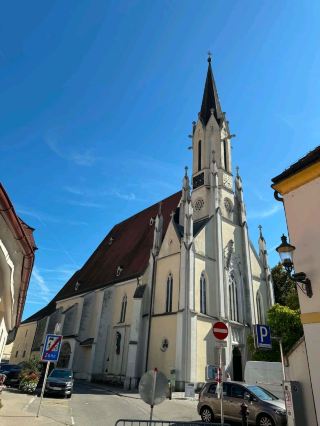 Discovering Melk's Hidden Gem: Mariä-Himmelfahrt-Kirche ⛪✨
