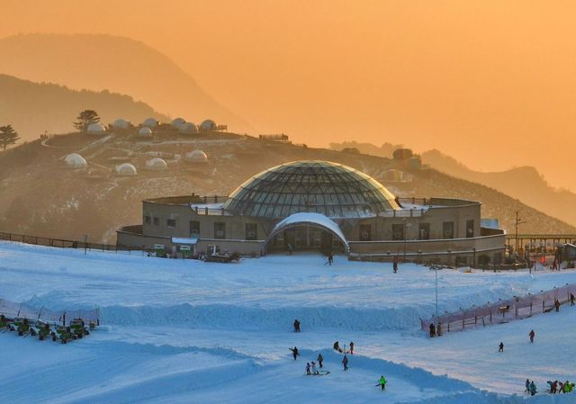 湖北省宜昌市百里荒滑雪 適合度假滑雪