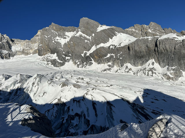 玉龍雪山4680米