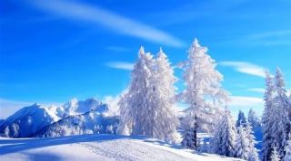 Not longing for the snow on the top of Laji Mountain, mistakenly taking Zhouqu as Jiangnan