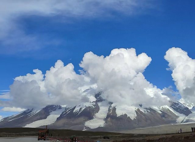 新疆的世界級冰川慕士塔格冰川公園