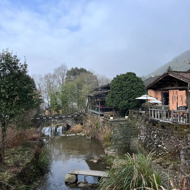 江西宜春溫湯鎮，爬完明月山，再去泡溫泉！