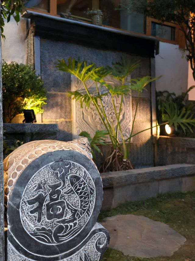 聽說中式庭院古樓和麗江更配噢