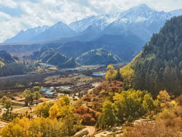 探訪河西走廊之旅-張掖馬蹄寺，不容錯過的東方小瑞士！