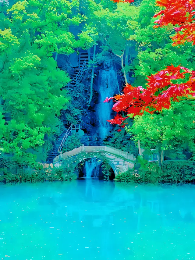 Don't go to the crowded West Lake! Let's go to the small Jiuzhaigou for some oxygen!