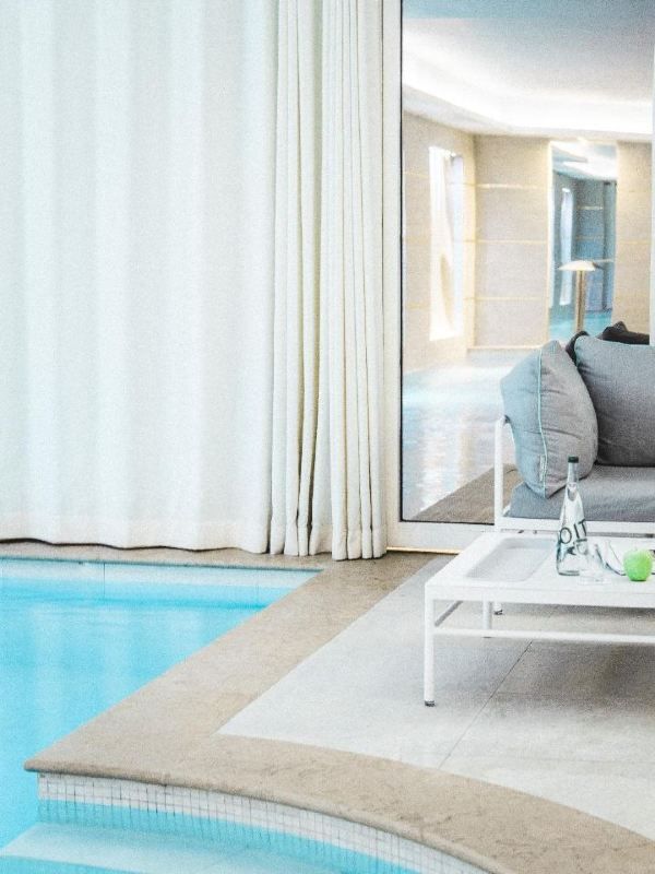 🌟 Parisian Elegance: Le Burgundy Hotel Highlights 🌟