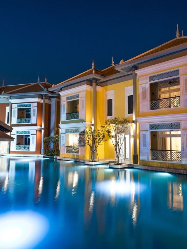 🌟 Siem Reap's Top Stay: Memoire Palace Resort 🏰✨