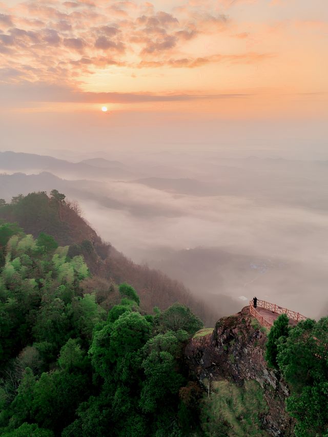 比起黃山，我更愛這座低調的隱世仙山
