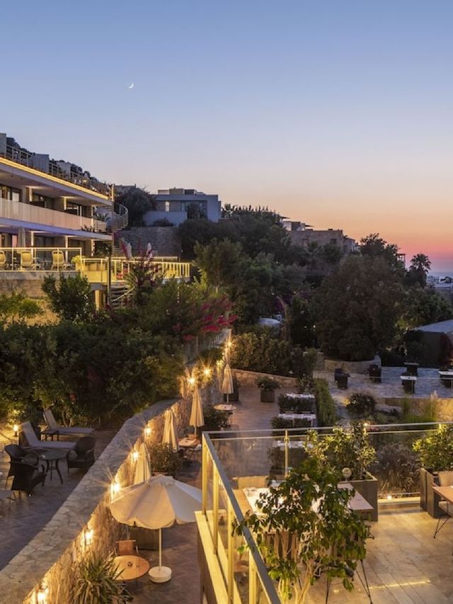 🌟 "Yalikavak's Hidden Gem: Serene Views & Romance" 🌟
