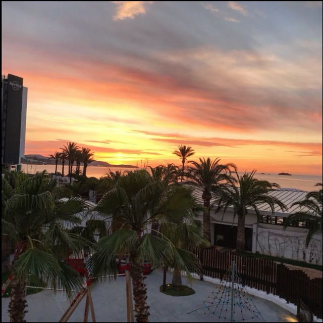 Experience Beach vibes with hotel package