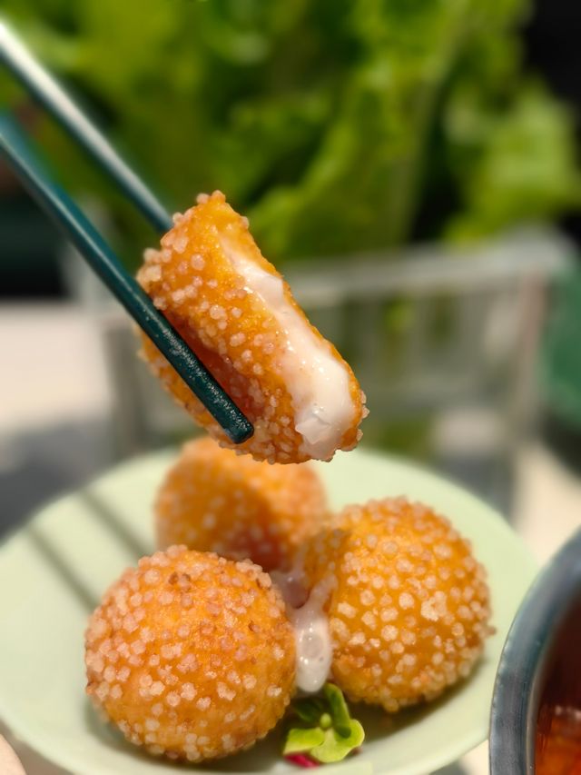 《舌尖上的上海椰子雞火鍋》。