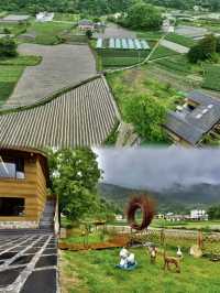 在秋天，入住神農架的夢幻傳家小院。