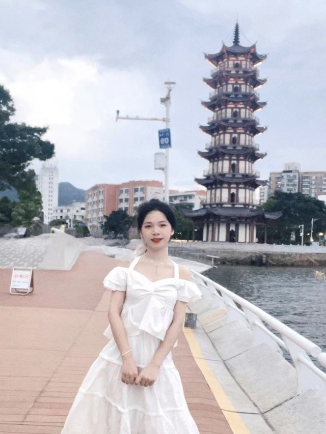 深圳市燈塔圖書館