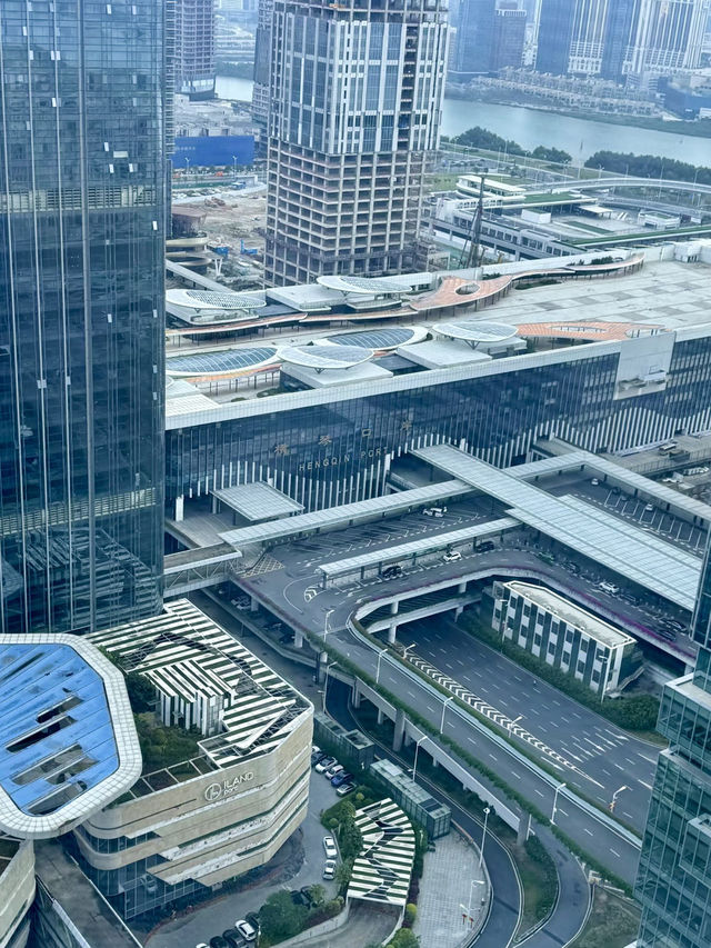 島嶼邊界的現代綠洲——珠海橫琴希爾頓逸林酒店