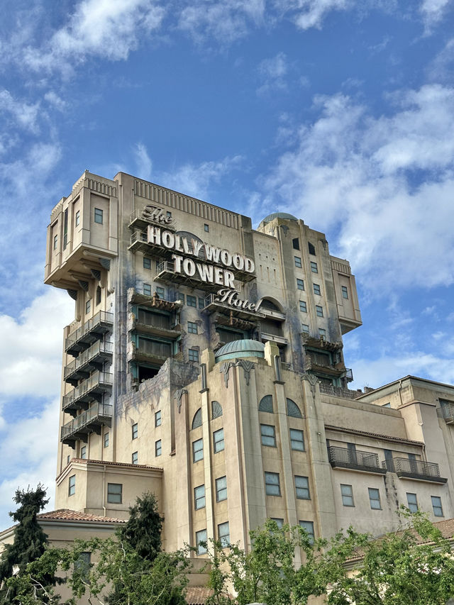Solo Adventure at Disneyland Paris: A Must-Visit!