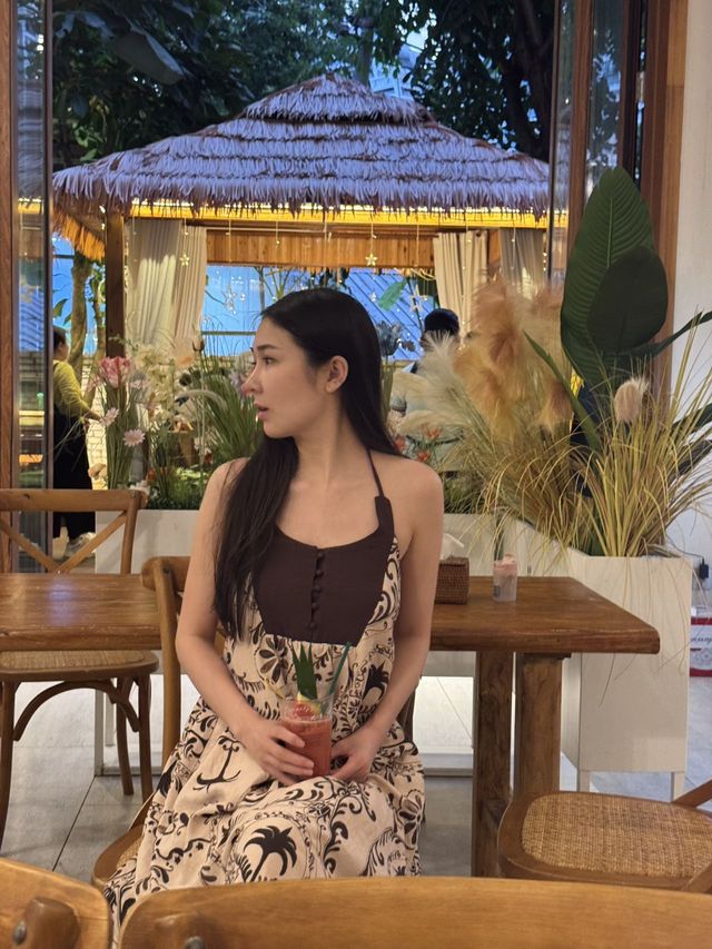 西雙版納嘅孔雀飯，到底仲有邊個未食到啊？！（急！）