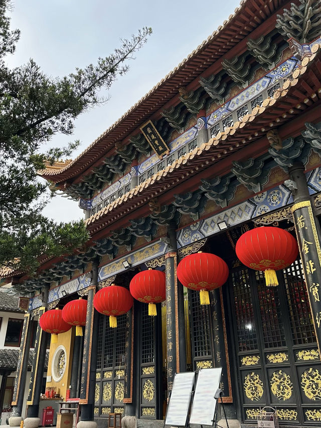 普陀小眾打卡地｜沈家門鬧市藏着的200年禪院