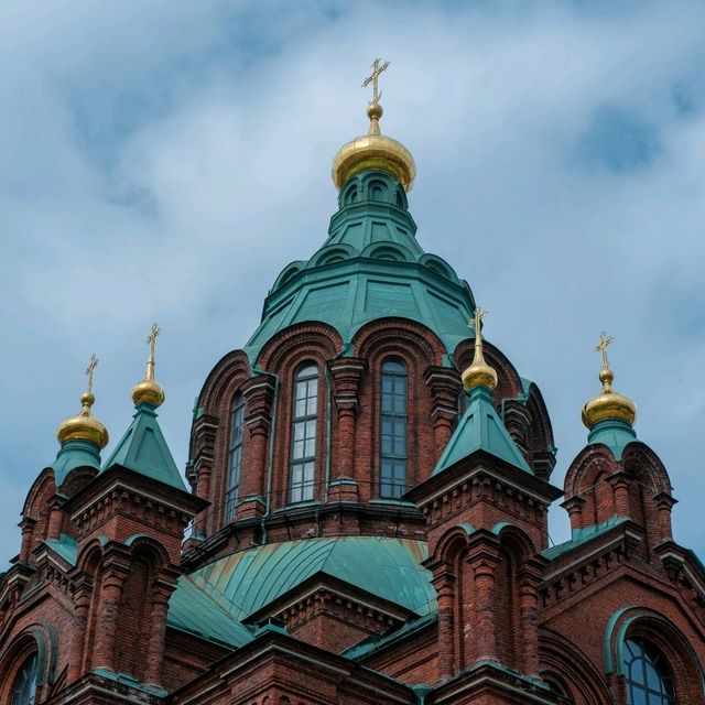 ⛪ Uspenski Cathedral – A Touch of the East in Helsinki