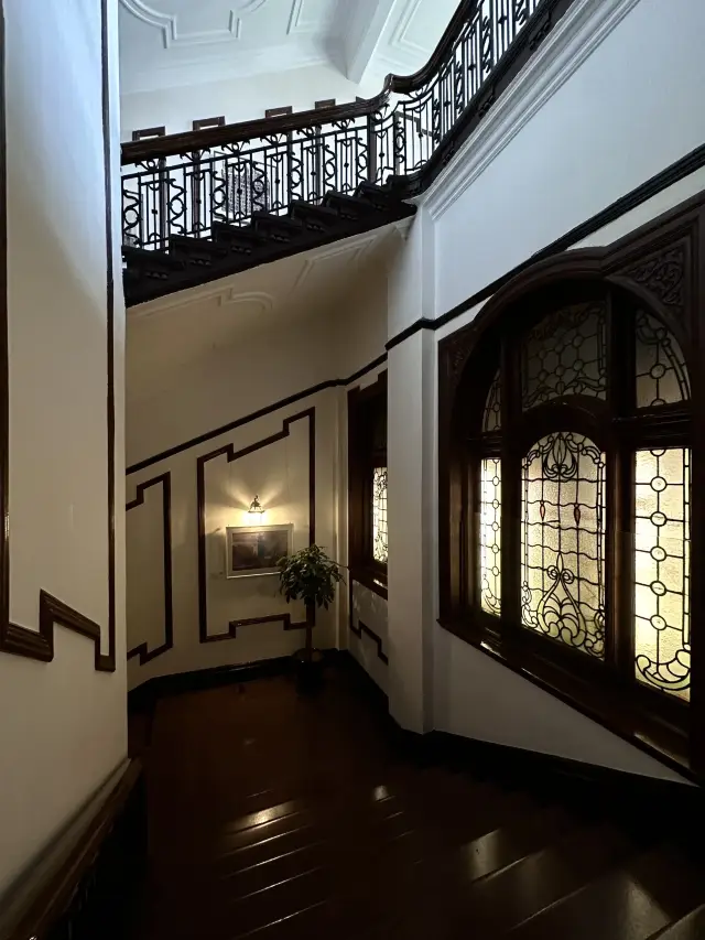 Thought the Bund in Shanghai was already beautiful, until I went here…