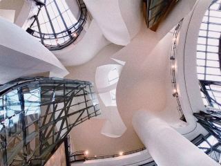 Guggenheim Museum Bilbao, Spain｜A Paradise for Art Lovers