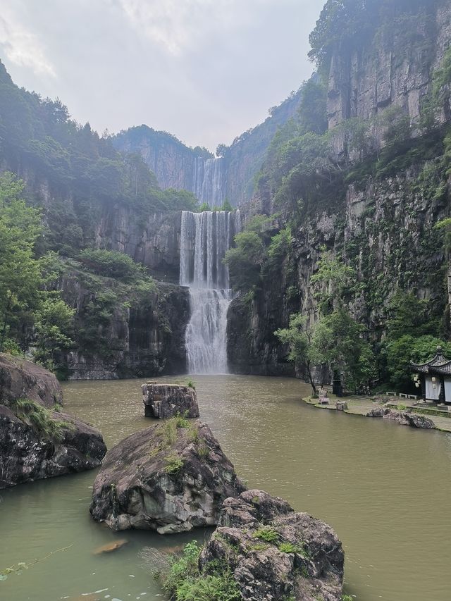 慢“讀”百丈漈