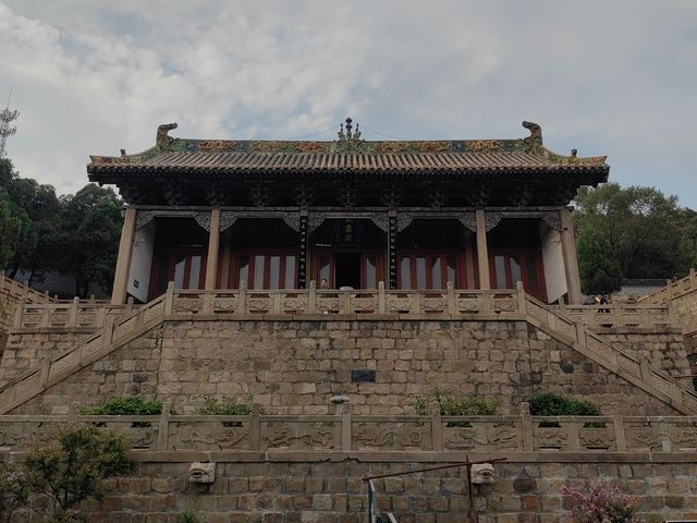山西長子翠雲山法興寺 山西長子翠雲山法興寺