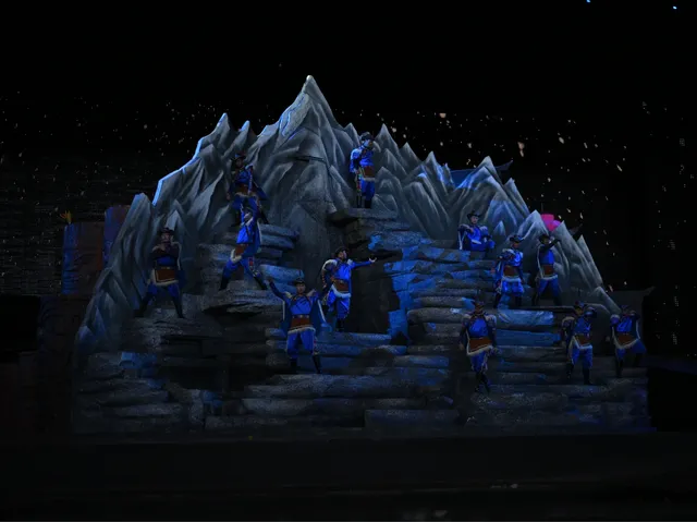 滇池邊的冬日限定浪漫！雲南民族村觀鷗全