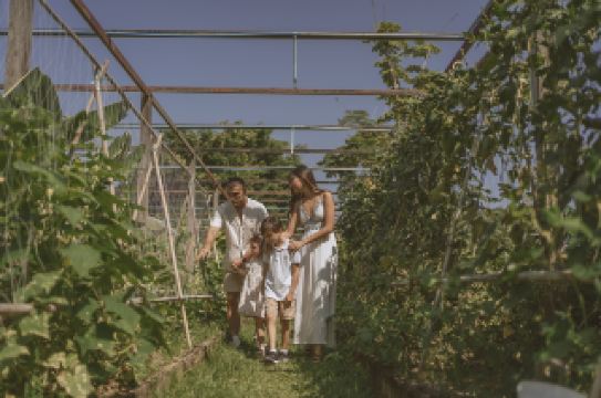 Share a sustainable wellness lifestyle with your loved ones