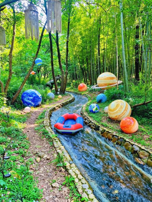 Finally found it! This forest rafting is so much fun, a paradise