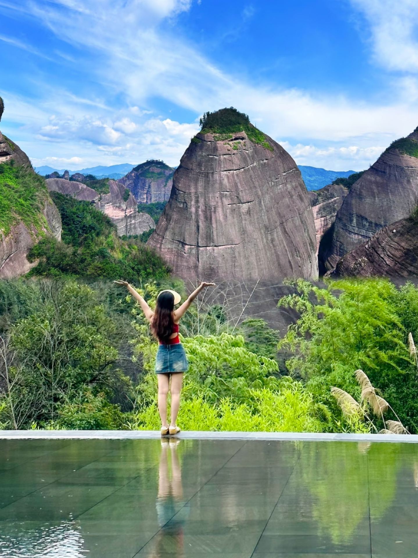 Hunan's Severely Underestimated 5A Secret Realm! Stunning Danxia Comparable to Guilin