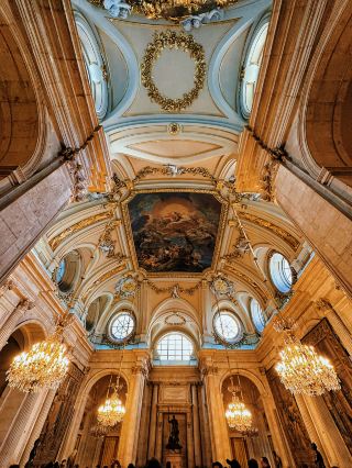 Panduan Wisata Kilat Madrid: Istana Madrid + La Latina.