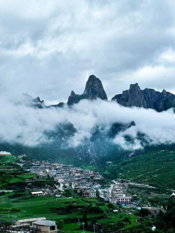 8-day Gannan tour: A worry-free guide customized for seniors