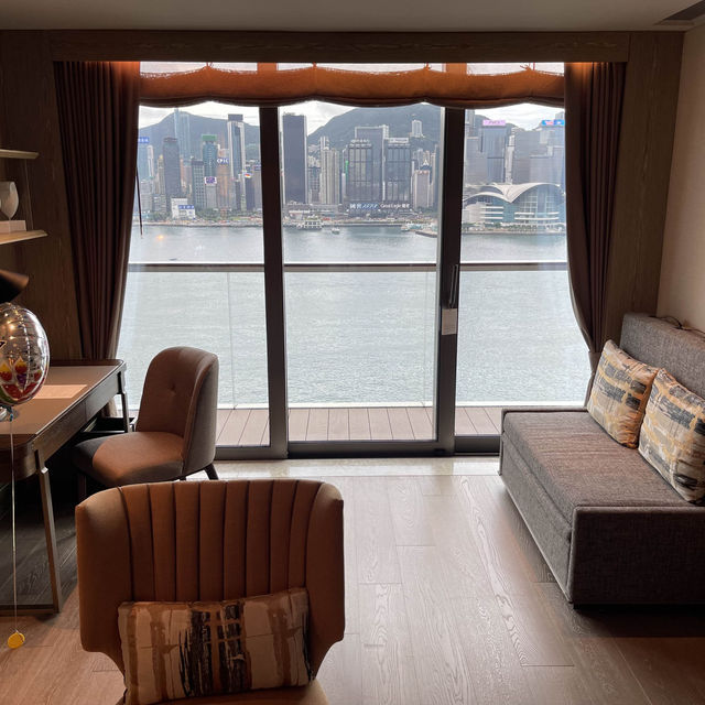 五星體驗，吹住海風，享受無敵維港美景