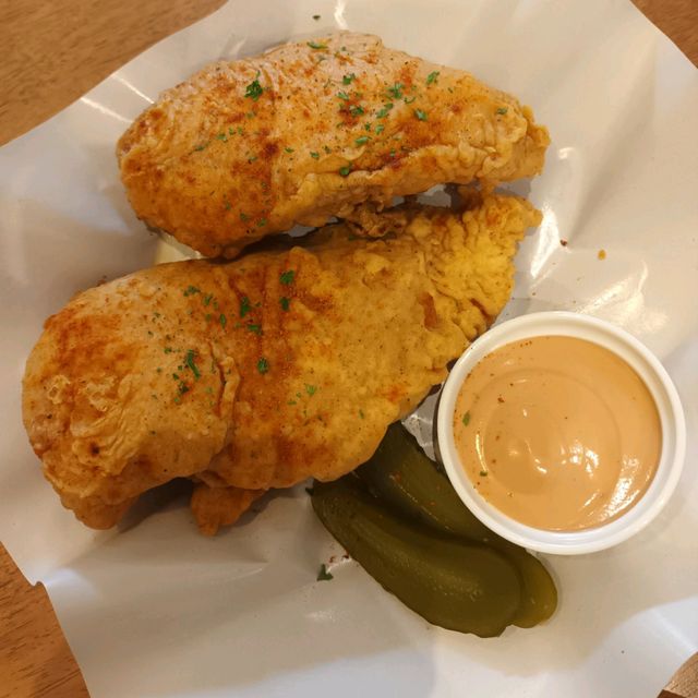 เฮนรีฟราย : Fried Chicken & Homemade Food