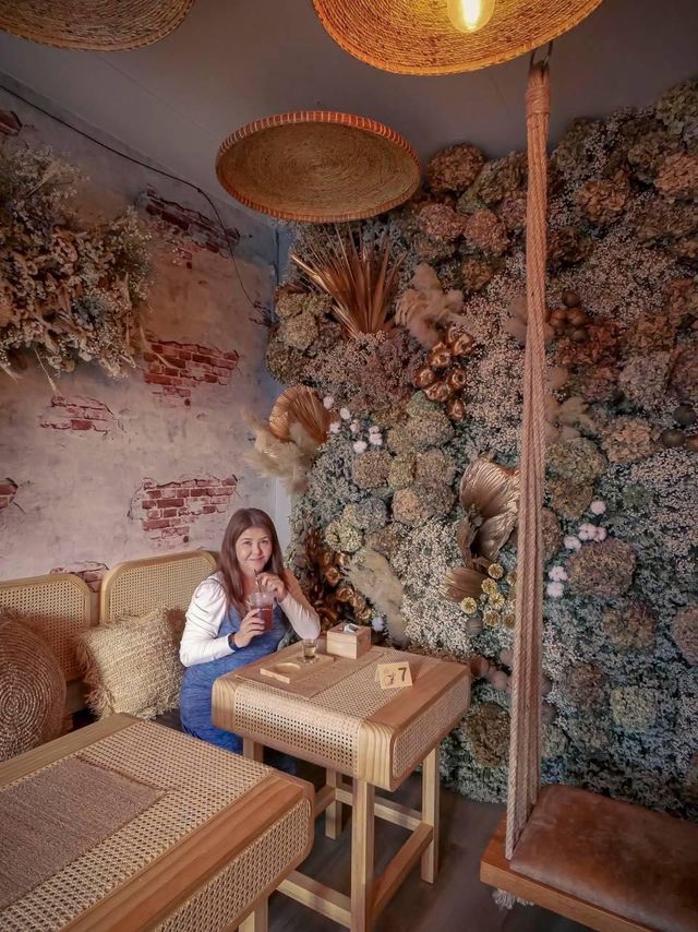 🍞Bread Crumbs🍞 คาเฟ่ย่านเขารัง ถ่ายรูปสวยมากกก