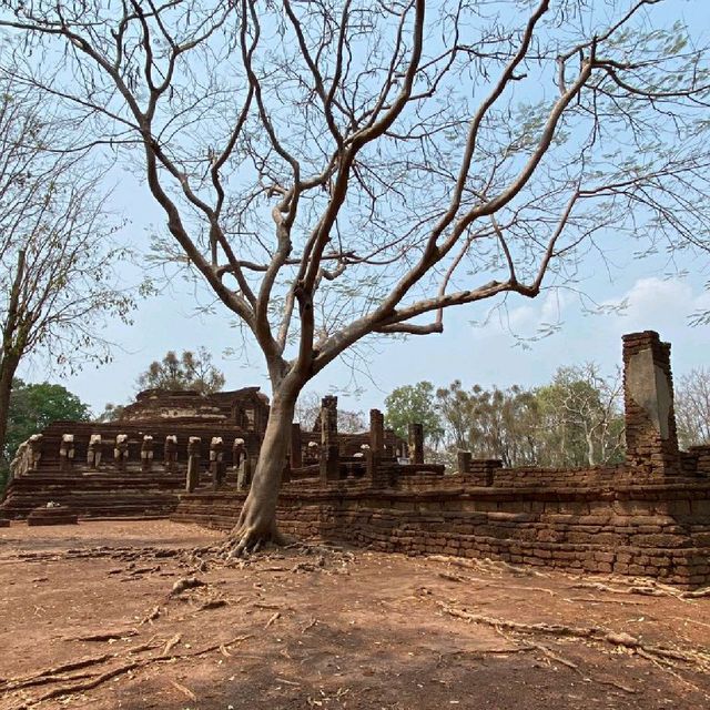 อุทยานประวัติศาสตร์กำแพวเะชร