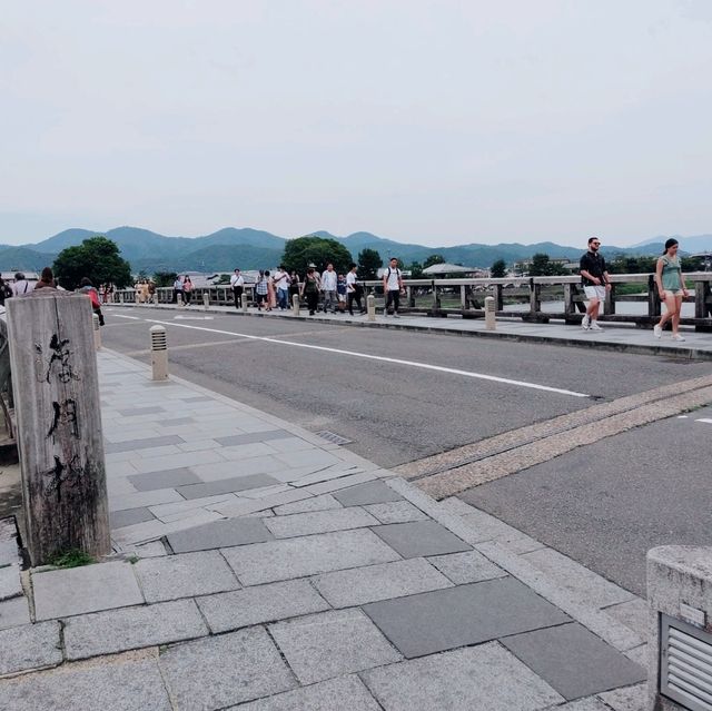 ぶらり嵐山　手作り品販売・観光案内・トイレあり