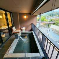 รีวิว โรงแรม Hotel Indigo Hakone Gora
