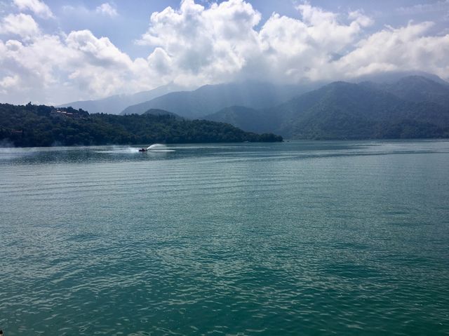 Sun Moon lake 🌞🌕🏞️