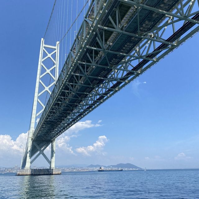 淡路島！ジェノバライン約13分の船旅！絶景明石大橋と岩屋港の紹介