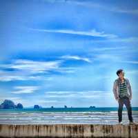เดินเล่นที่หาดอ่าวนาง กระบี่