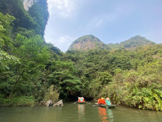 Explore Trang An