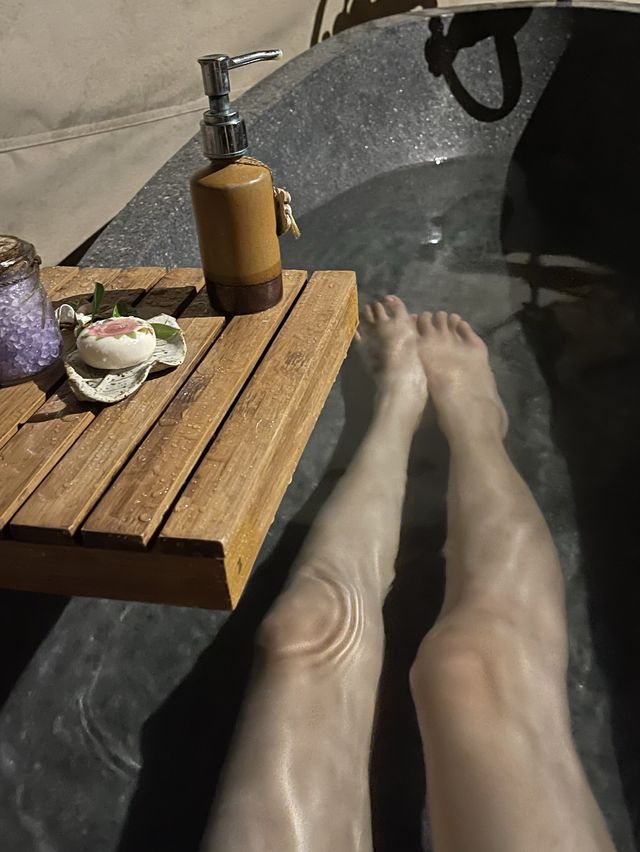 ขวัญบีช รีสอร์ทแนว Glamping ระดับไฮเอนด์