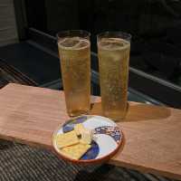 うれしの茶とお酒が楽しめるBAR🍸