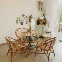 10 Studio Cafe