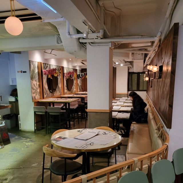 感覺好熱鬧同有節日氣息餐廳 感覺好熱鬧同有節日氣息餐廳